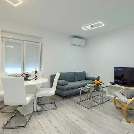 Mario's Place Apartment