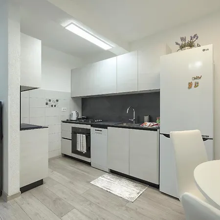 Mario's Place Apartment *