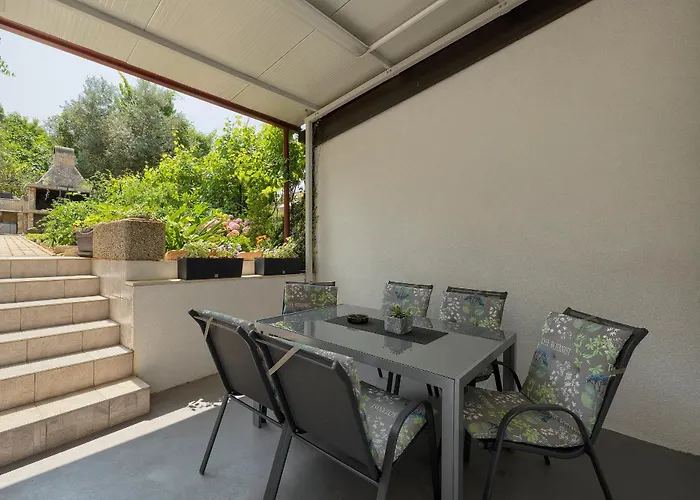 Mario's Place Πούλα